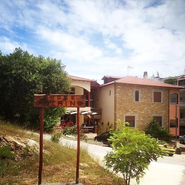 Petrino Apartman Szárti 0*,